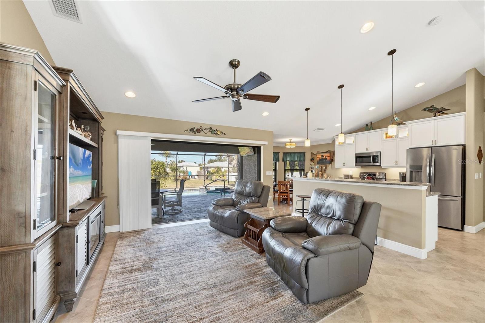 10084 TOPSAIL AVENUE