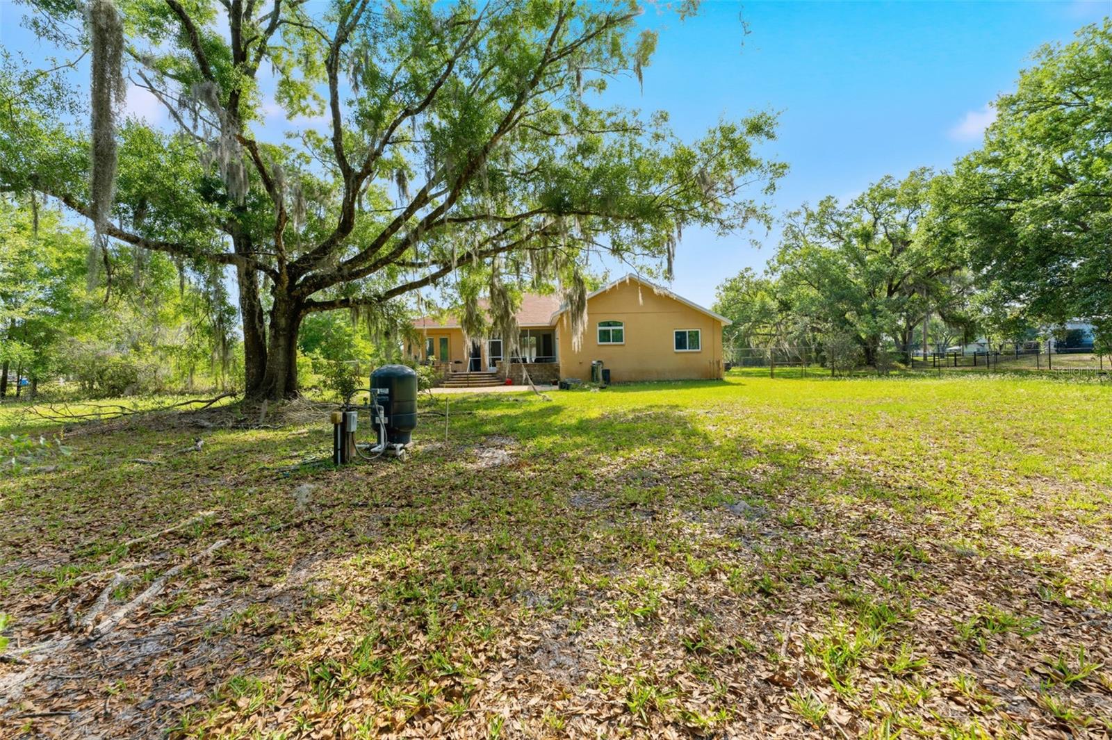 QUAIL HOLLOW ACREAGE - Residential
