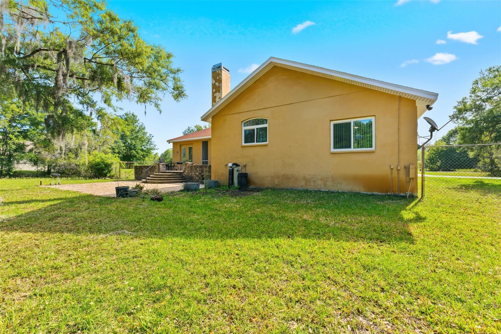 QUAIL HOLLOW ACREAGE - Residential