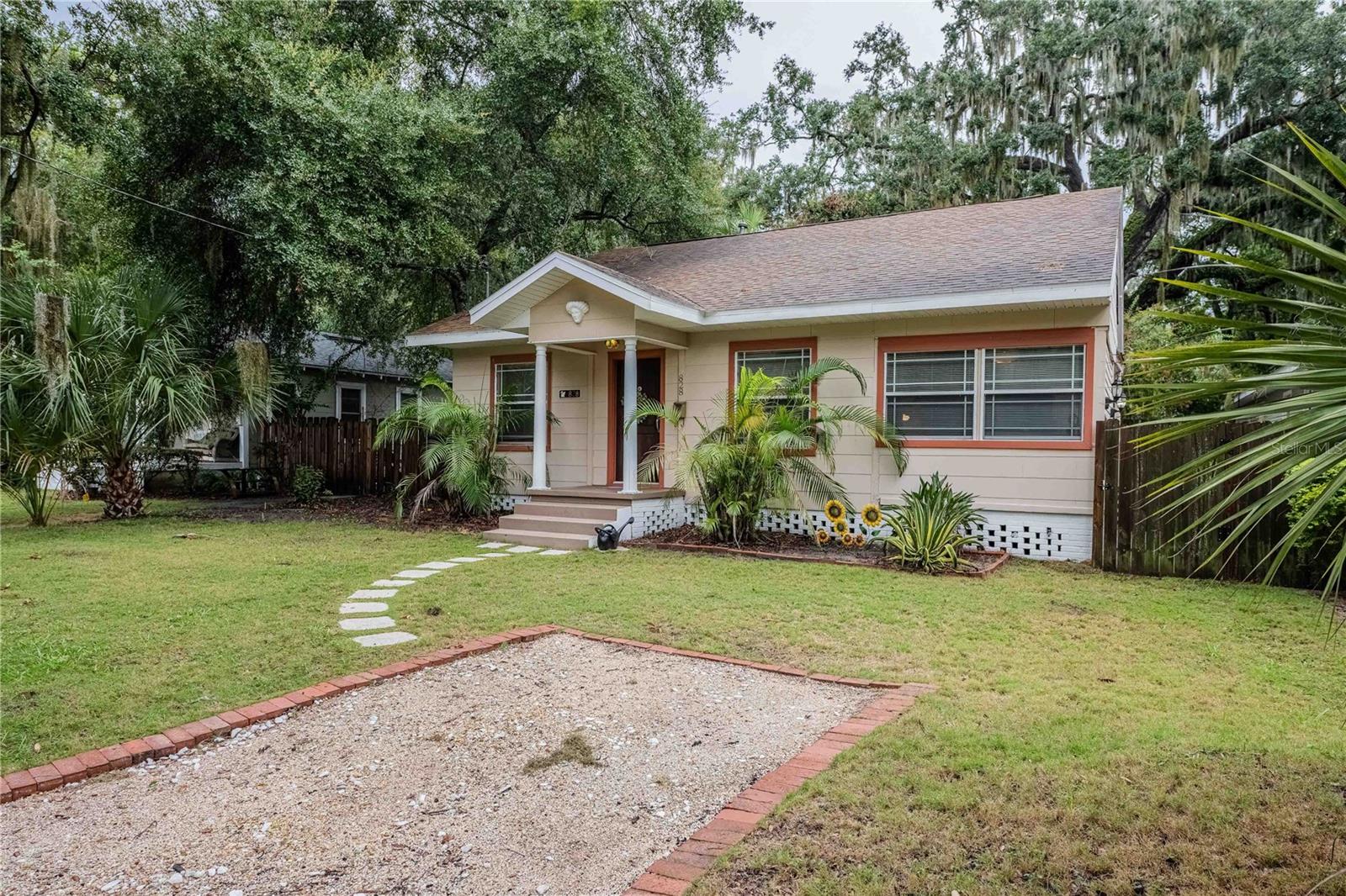 828 OSCEOLA STREET