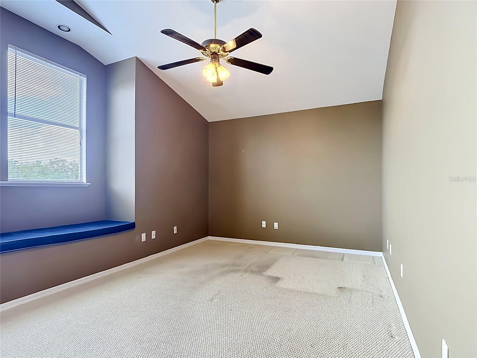 HUNTERS CREEK TR 200-215 PH 02 - Residential