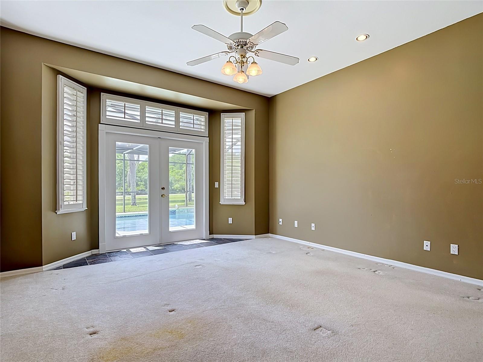 HUNTERS CREEK TR 200-215 PH 02 - Residential