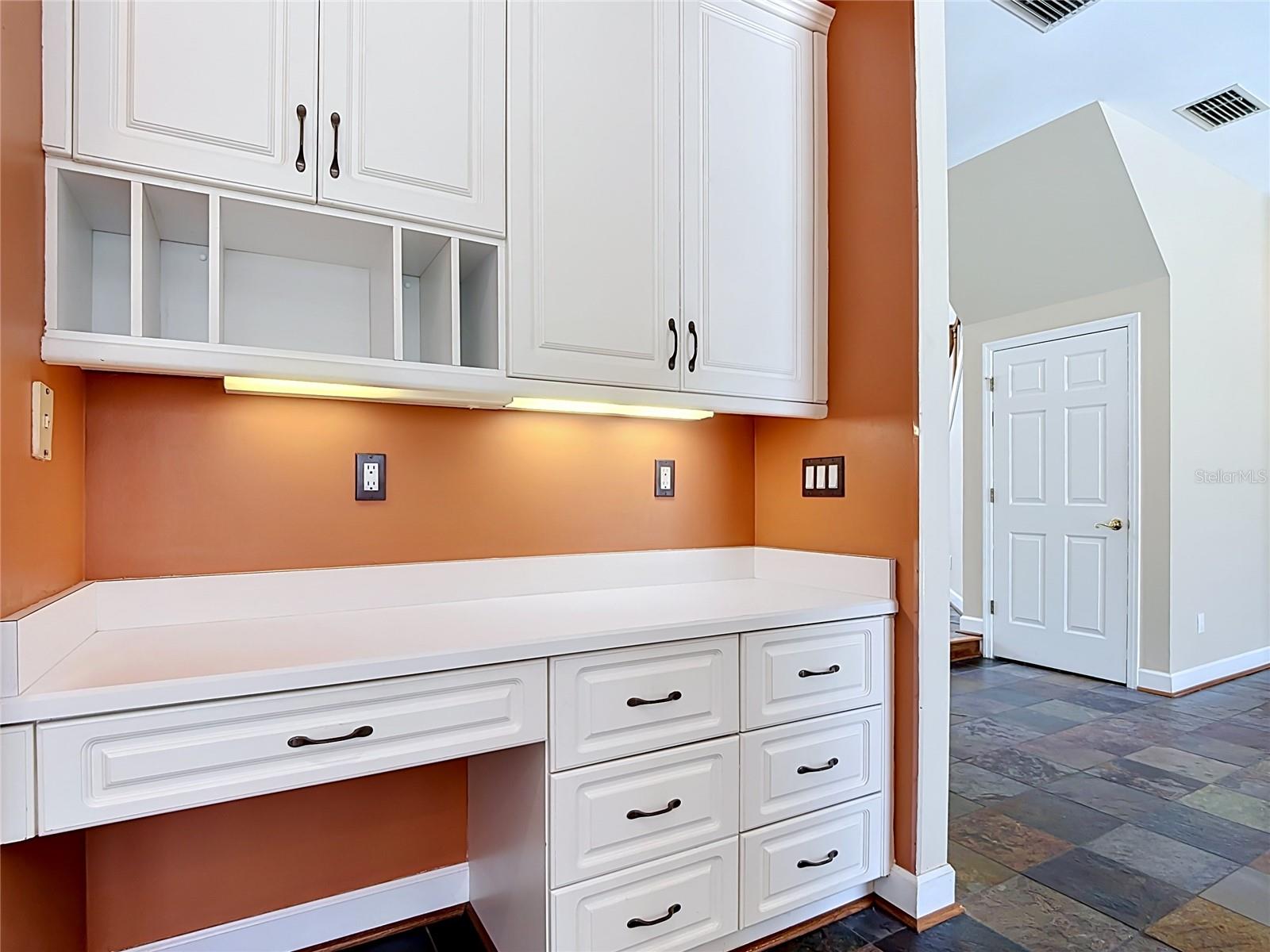 HUNTERS CREEK TR 200-215 PH 02 - Residential
