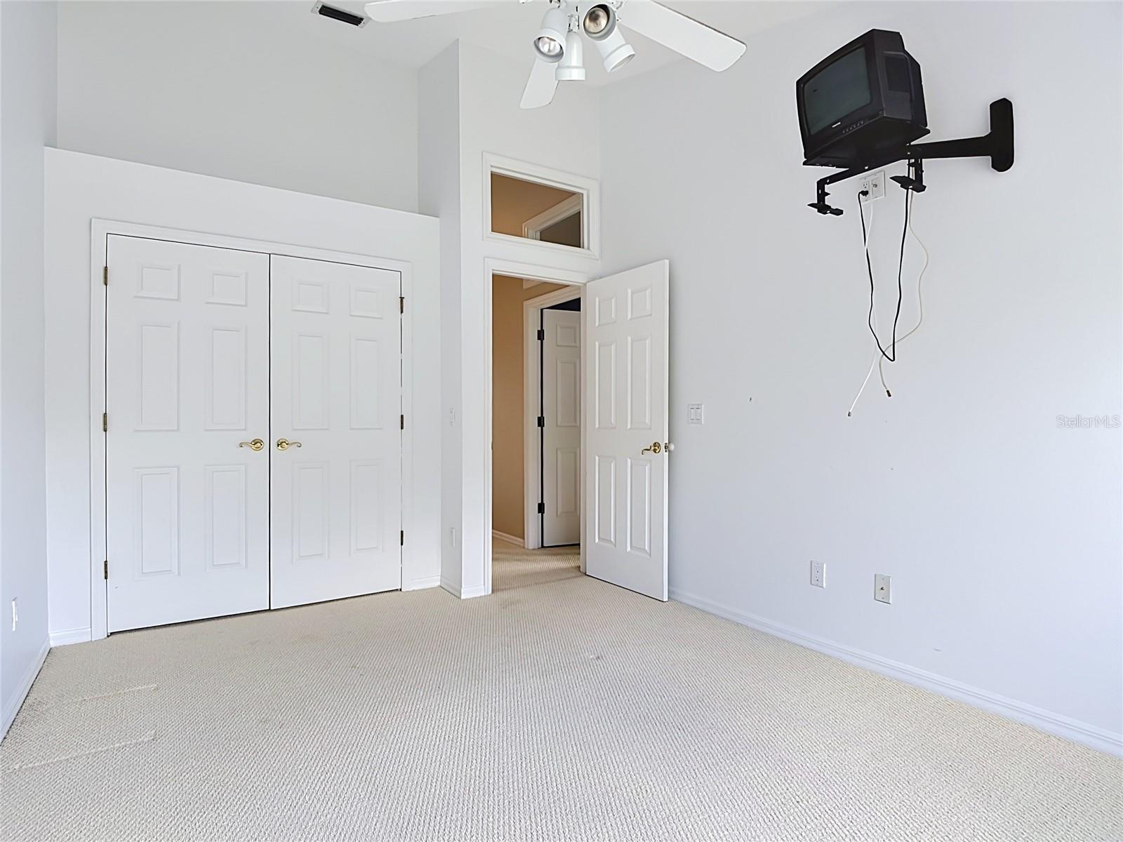 HUNTERS CREEK TR 200-215 PH 02 - Residential