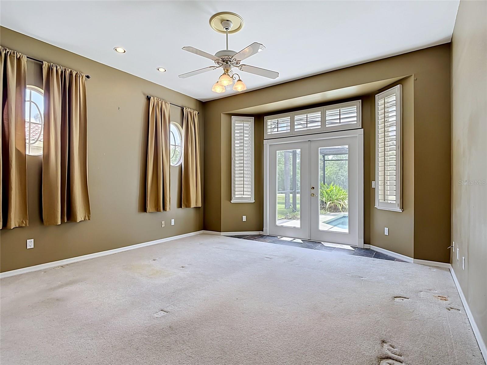 HUNTERS CREEK TR 200-215 PH 02 - Residential