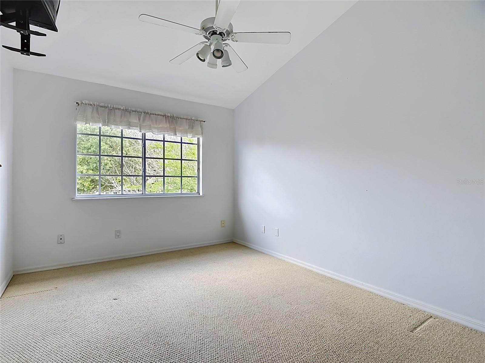 HUNTERS CREEK TR 200-215 PH 02 - Residential