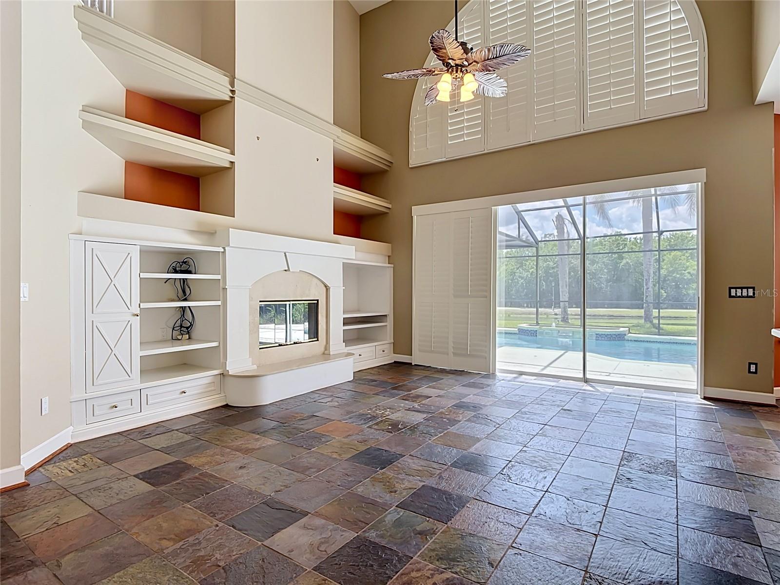 HUNTERS CREEK TR 200-215 PH 02 - Residential