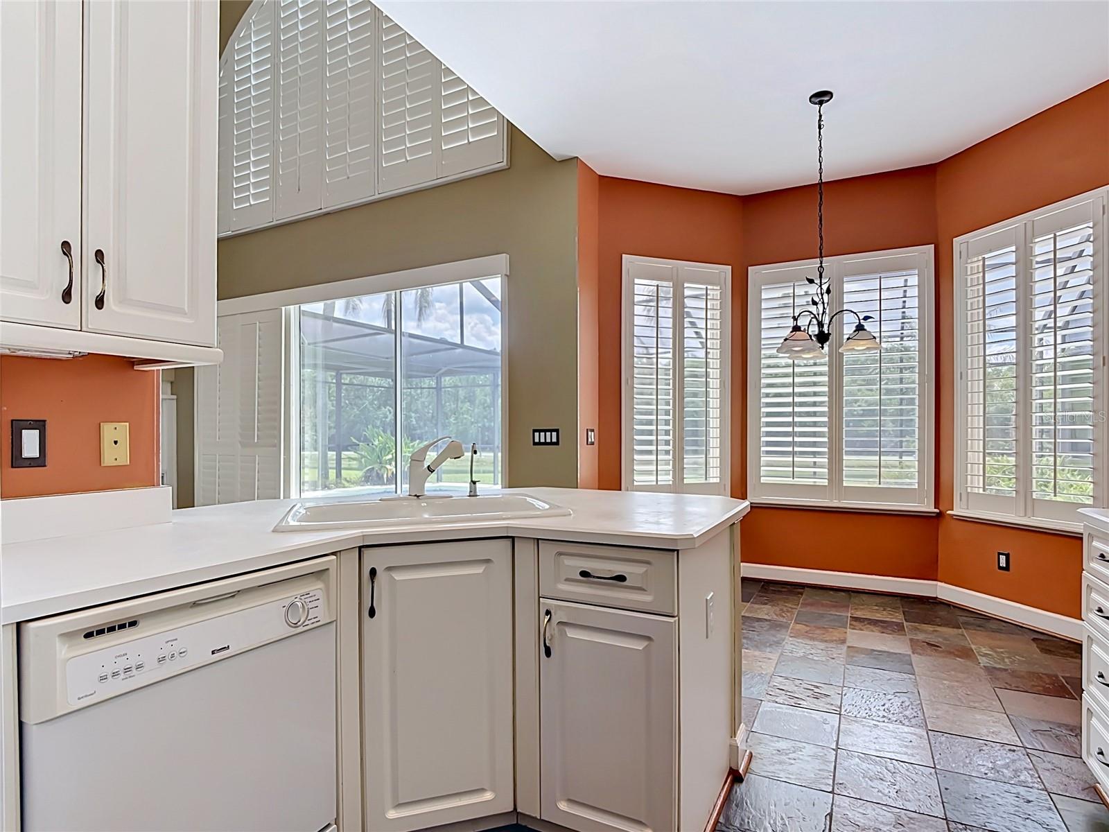 HUNTERS CREEK TR 200-215 PH 02 - Residential