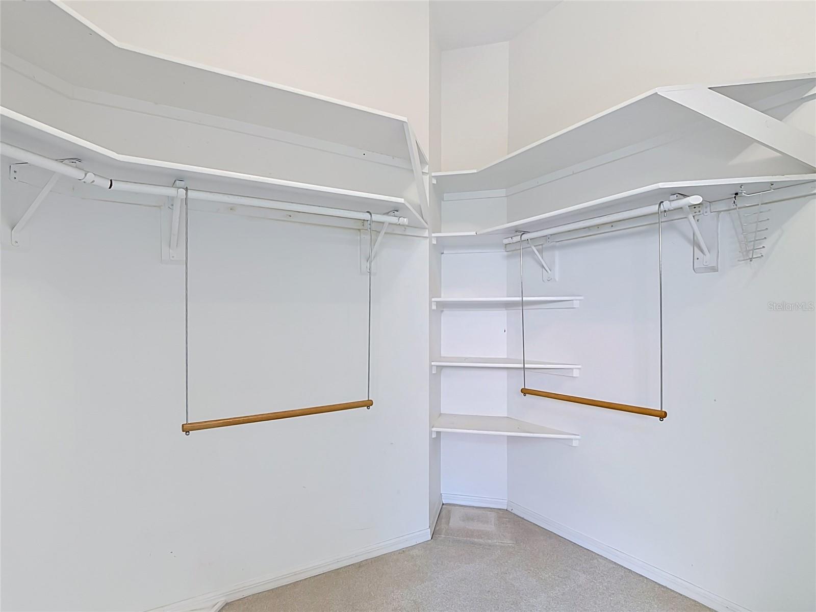 HUNTERS CREEK TR 200-215 PH 02 - Residential
