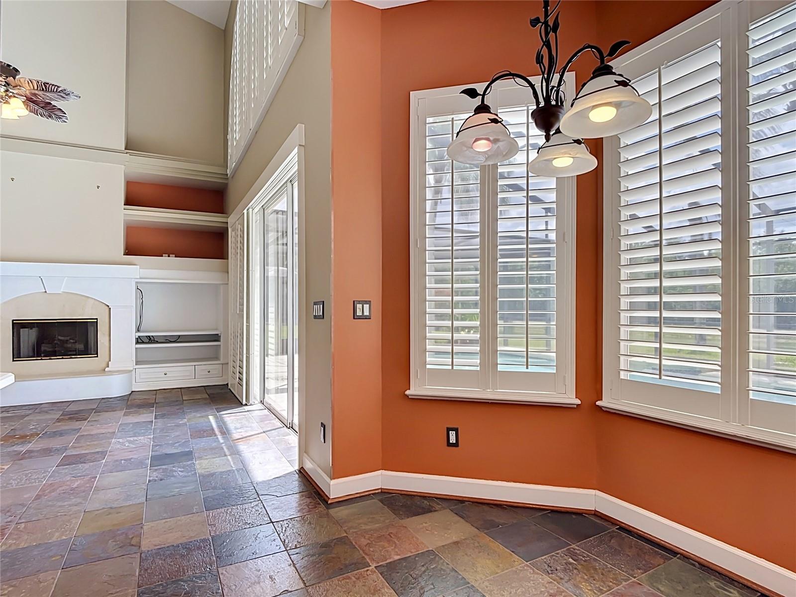 HUNTERS CREEK TR 200-215 PH 02 - Residential
