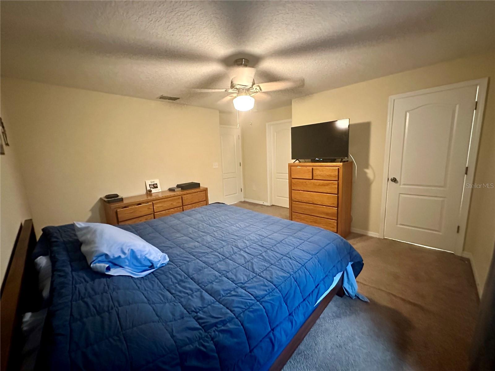 SIGNATURE LAKES PH 3B-6 - Residential Lease