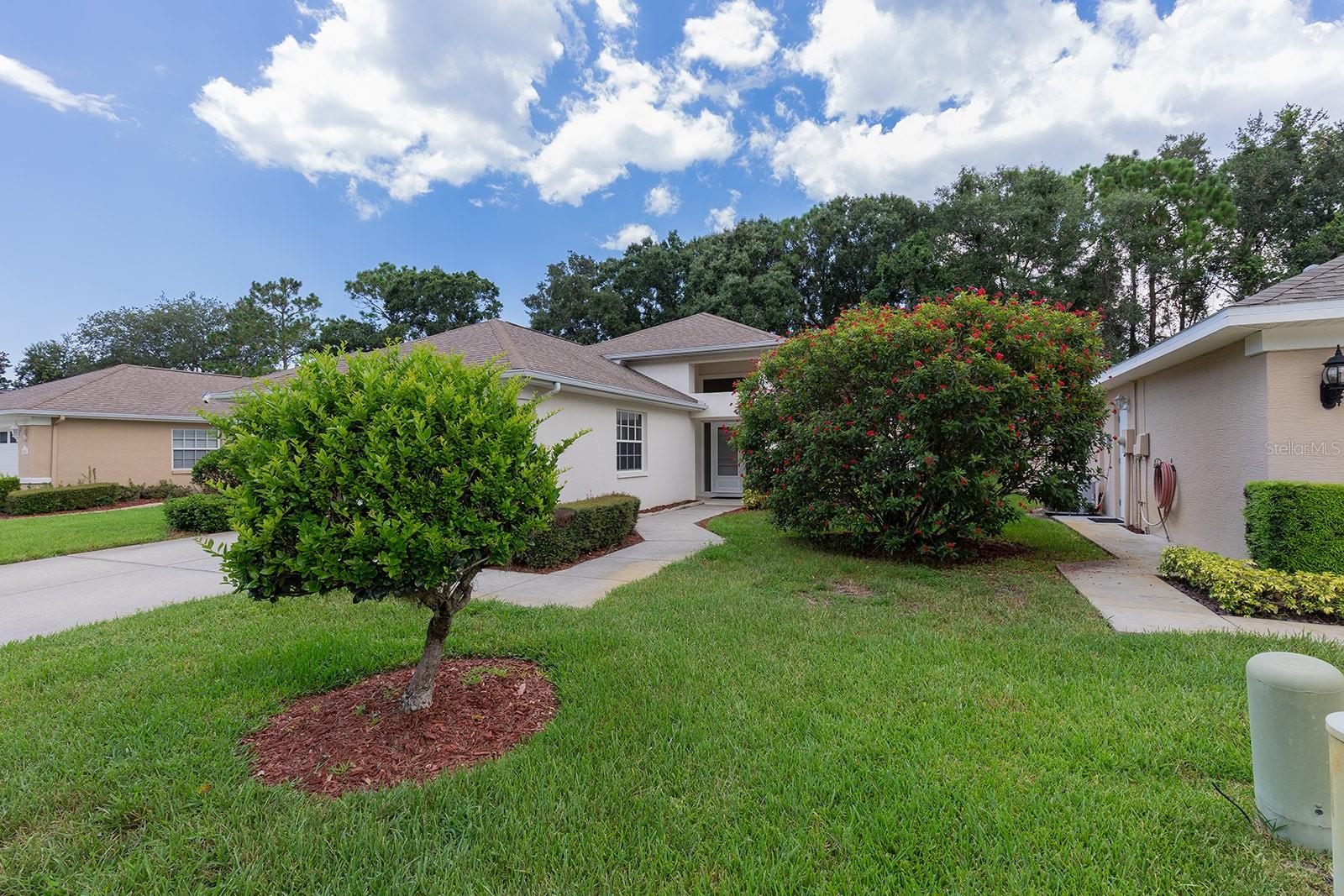 1049 TRAFALGAR DRIVE