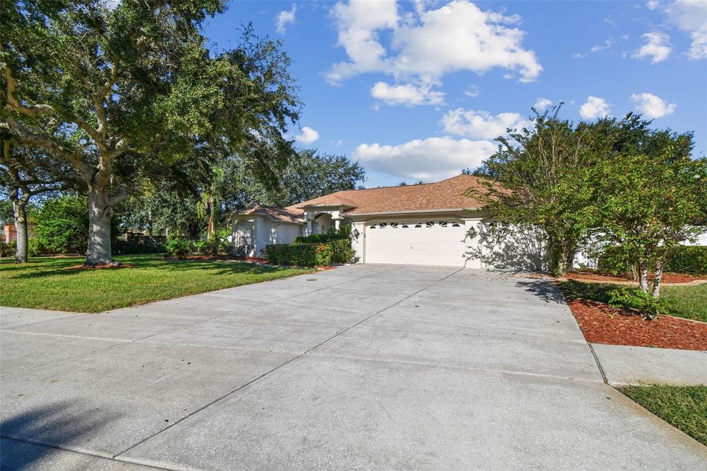 Photo of 1333 Alana Court, Lutz, FL 33549 (MLS # TB8422302)