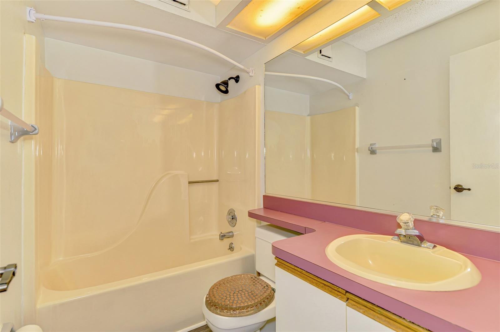 CHATHAM PH 01 - Residential