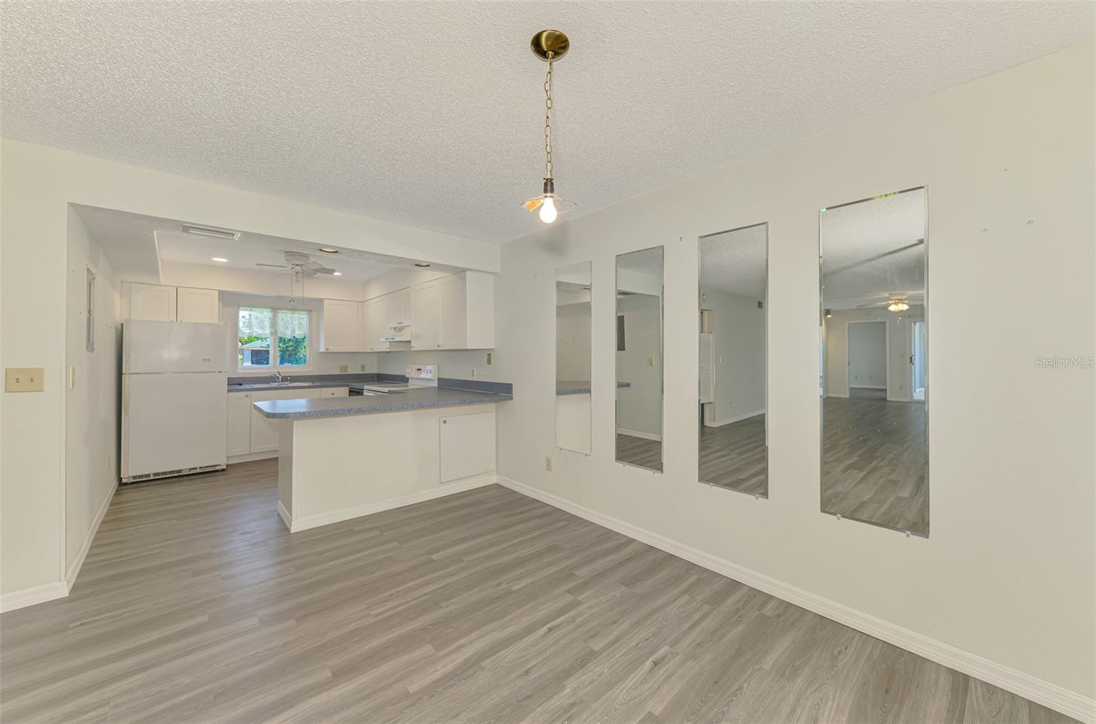 CHATHAM PH 01 - Residential