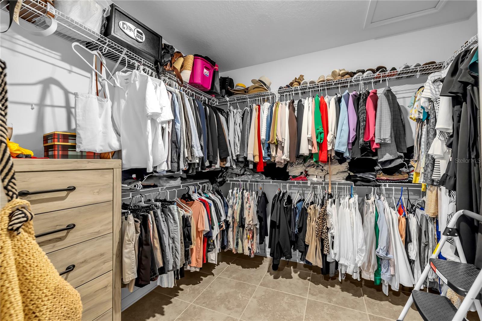 COVE AT TWIN RIVERS - Residential