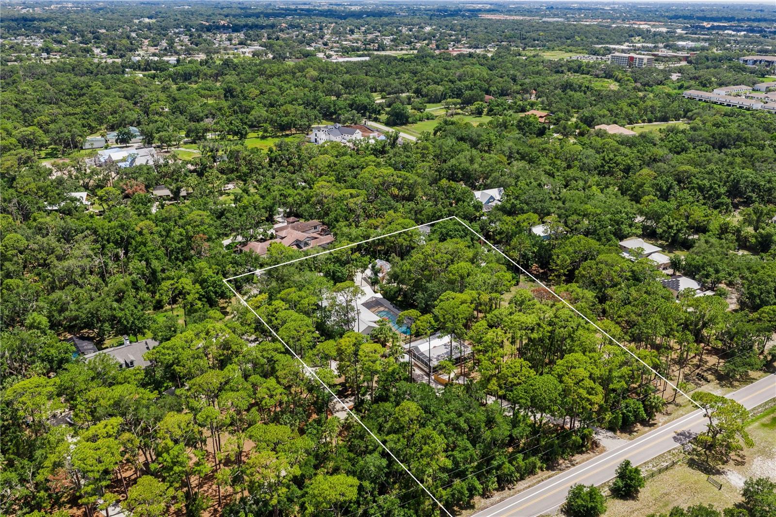 2810 SARASOTA GOLF CLUB BOULEVARD