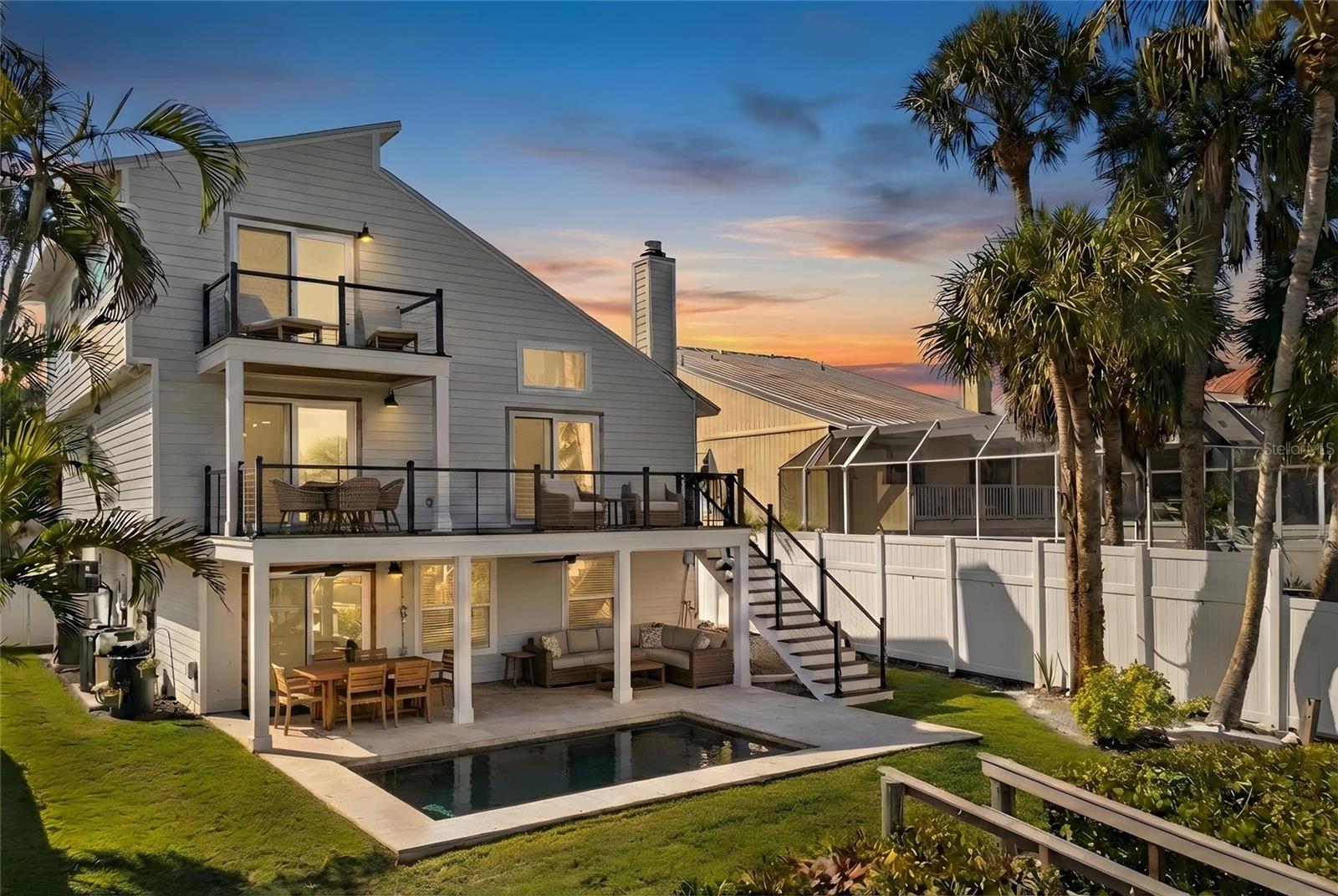 SIESTA BEACH - Residential