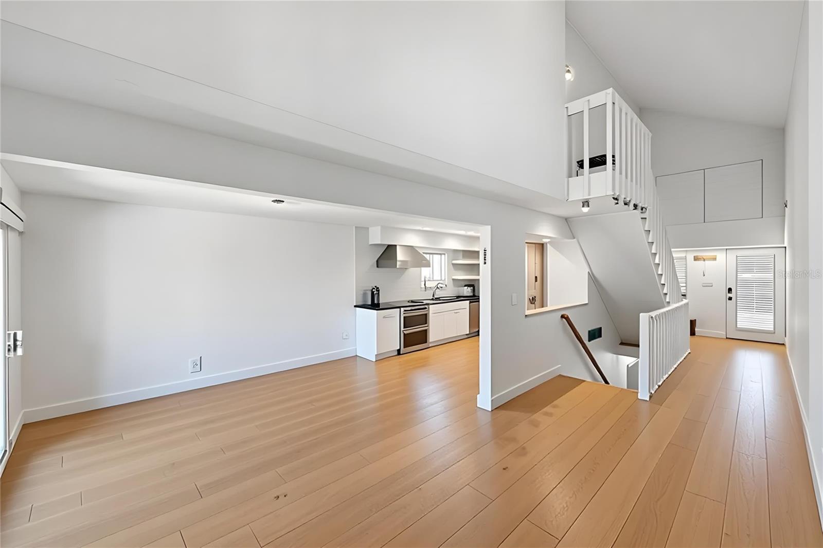 SIESTA BEACH - Residential