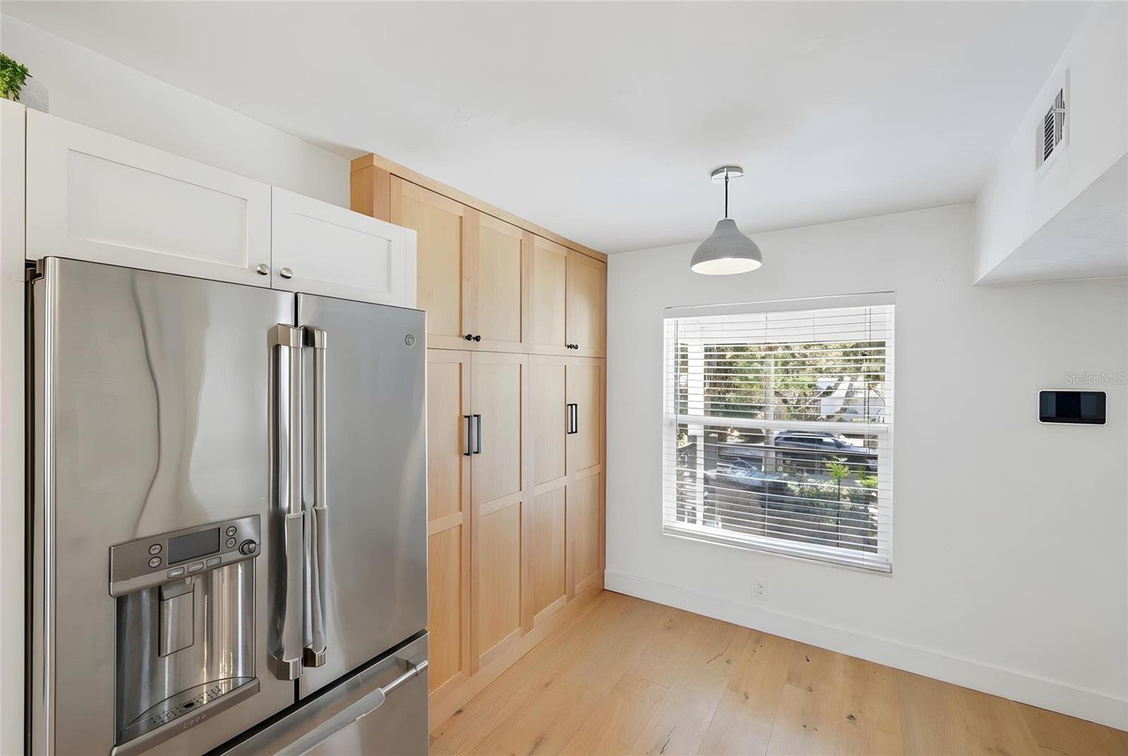 SIESTA BEACH - Residential