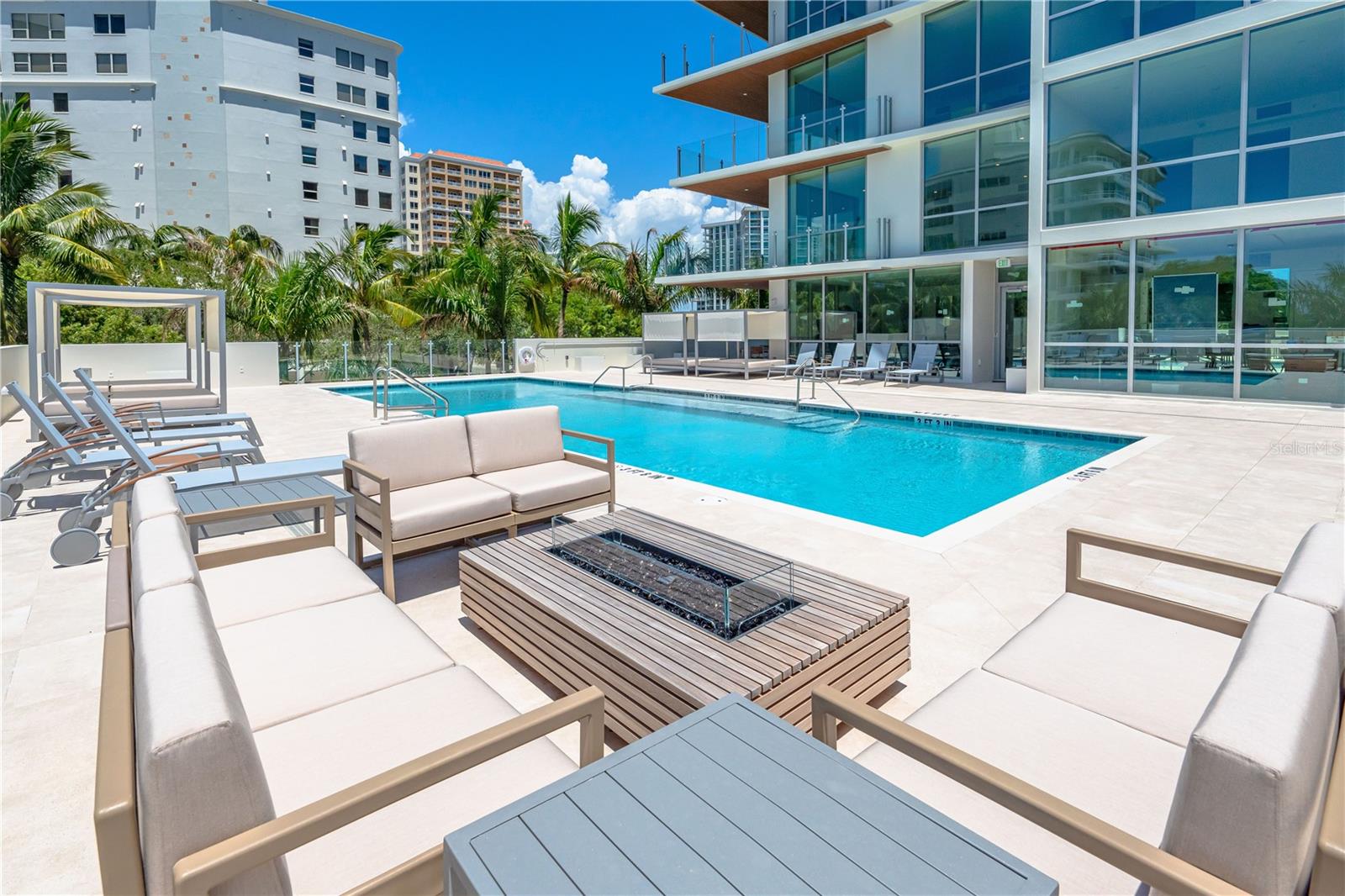 111 GOLDEN GATE POINT 403