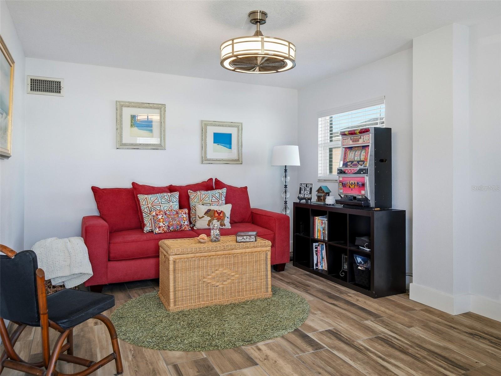 SILVER SANDS SEC D - Residential