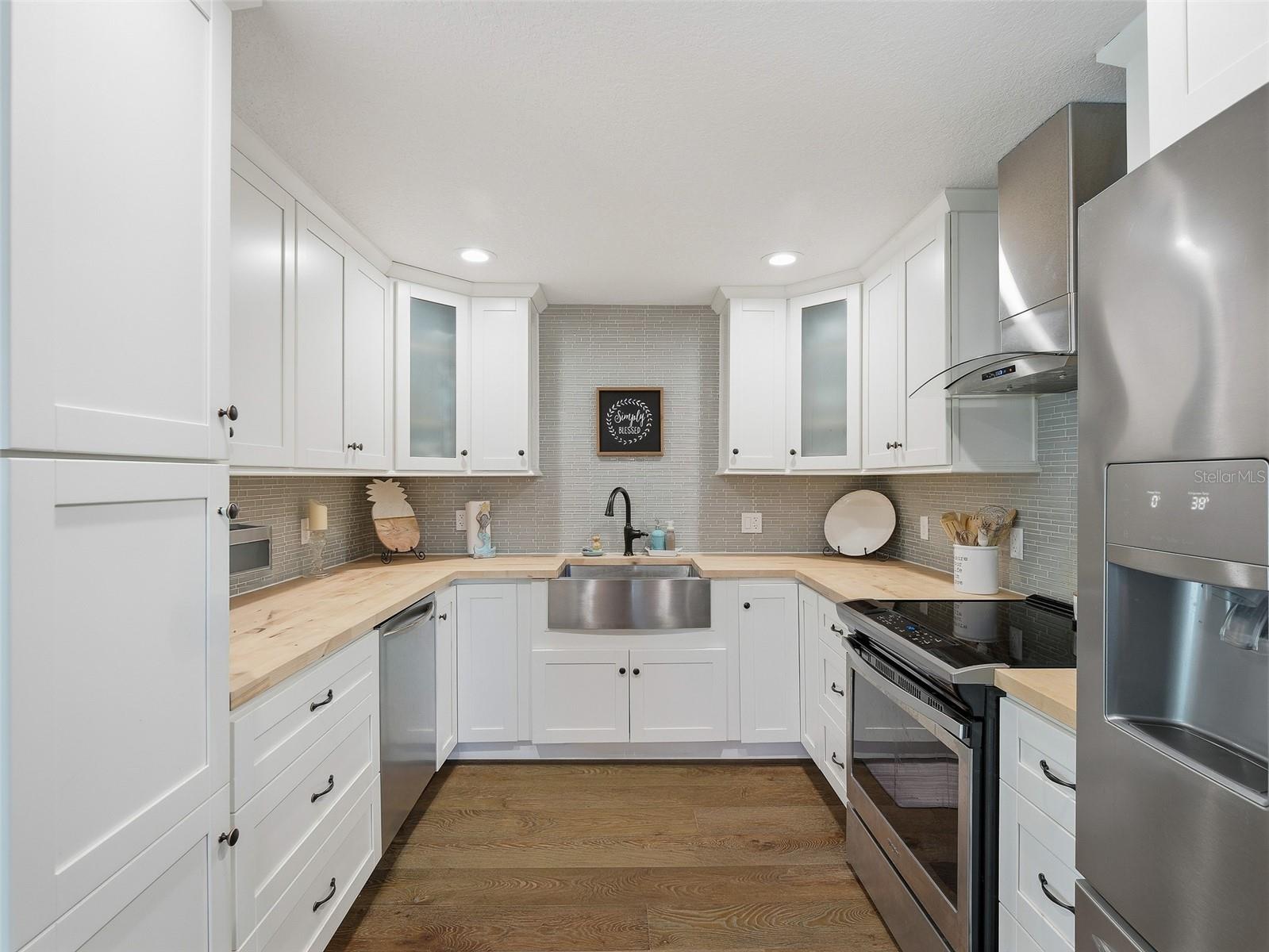 SILVER SANDS SEC D - Residential