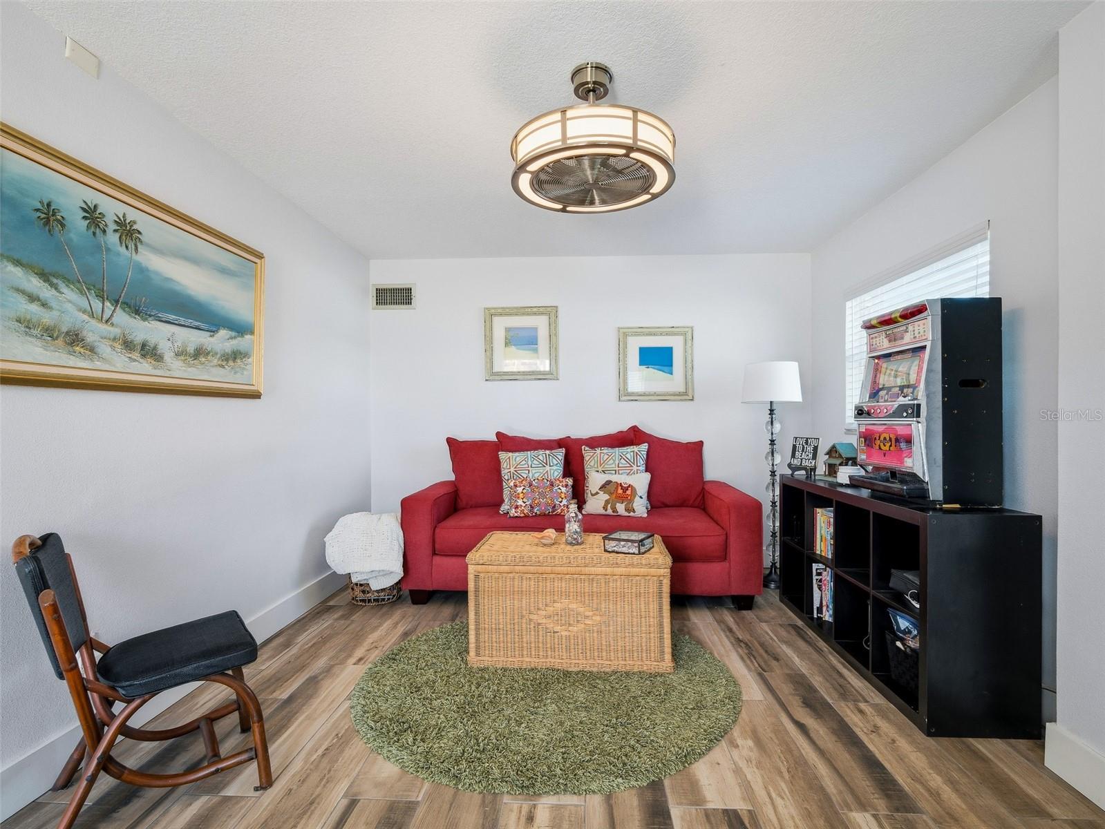 SILVER SANDS SEC D - Residential