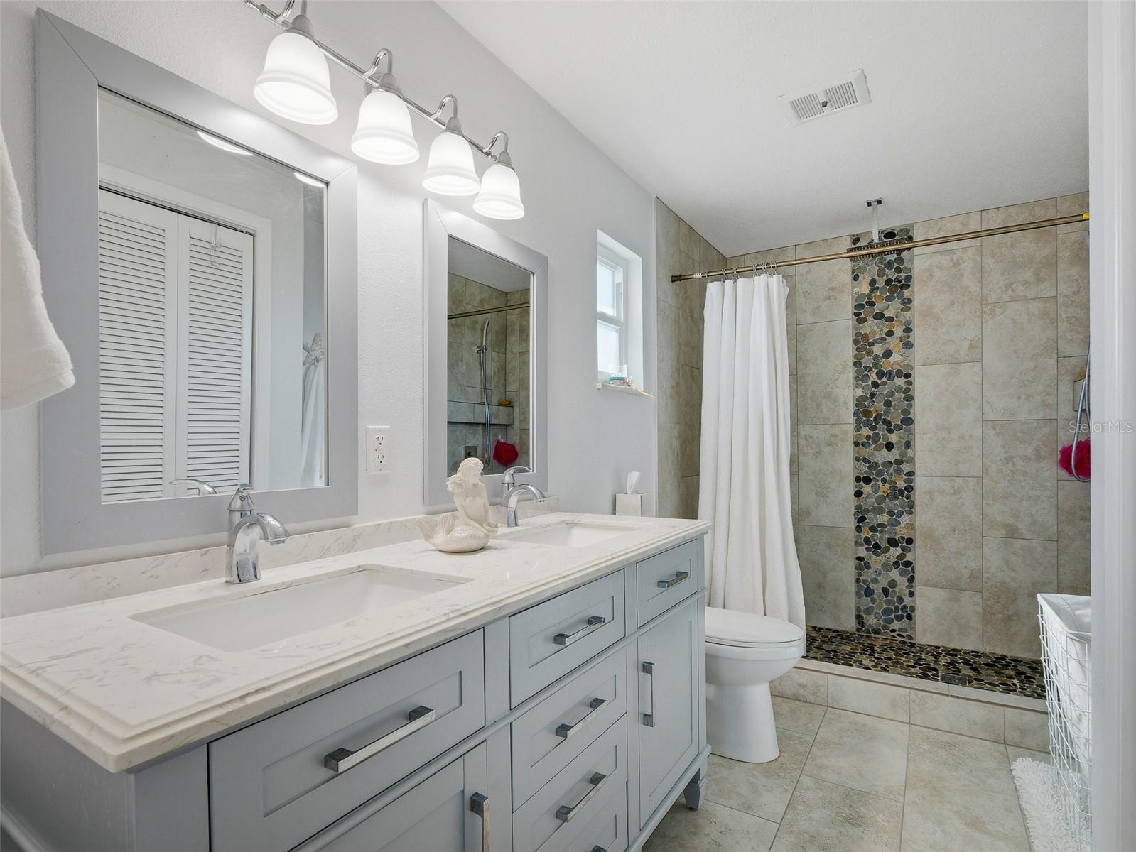 SILVER SANDS SEC D - Residential