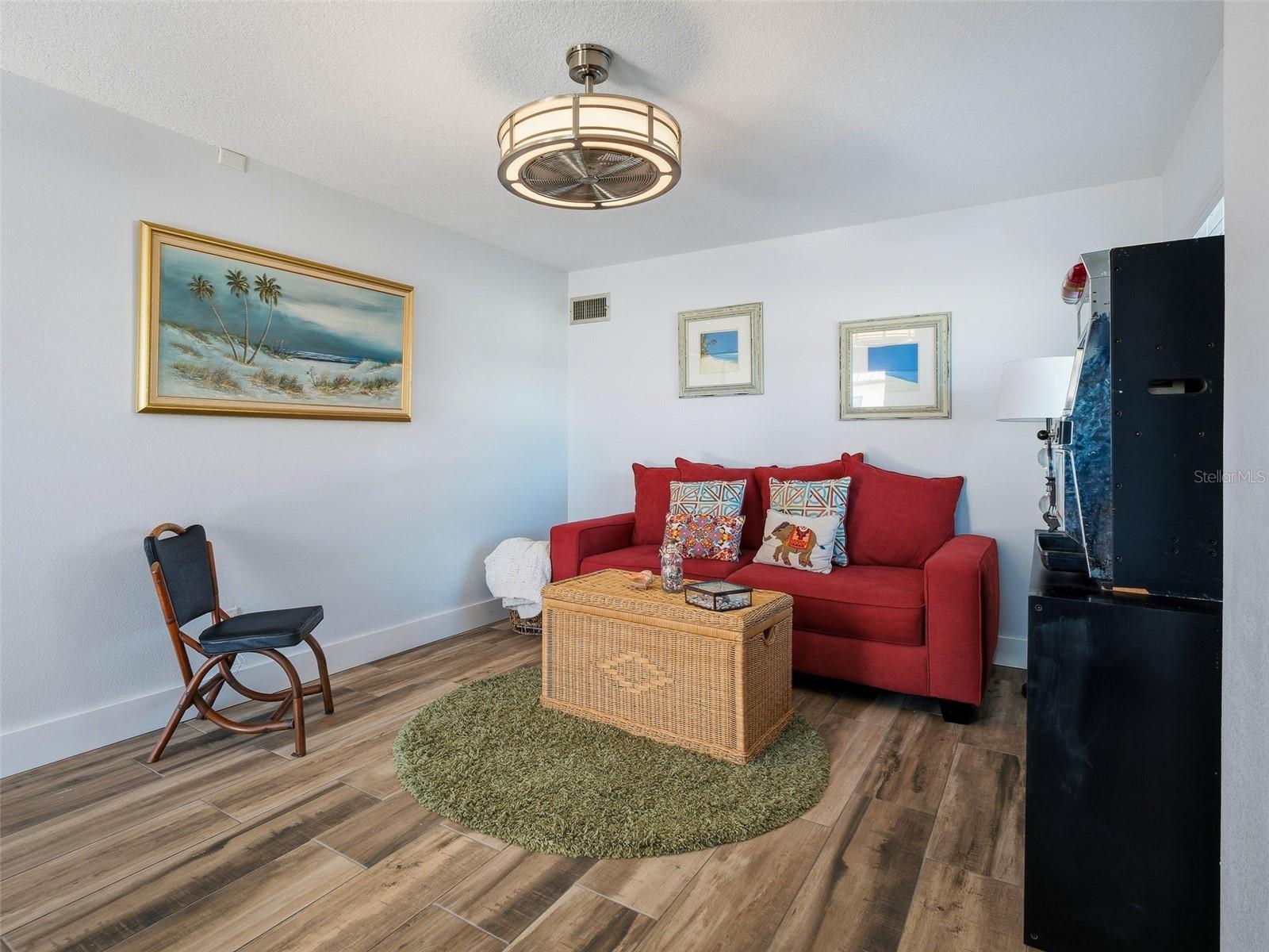 SILVER SANDS SEC D - Residential