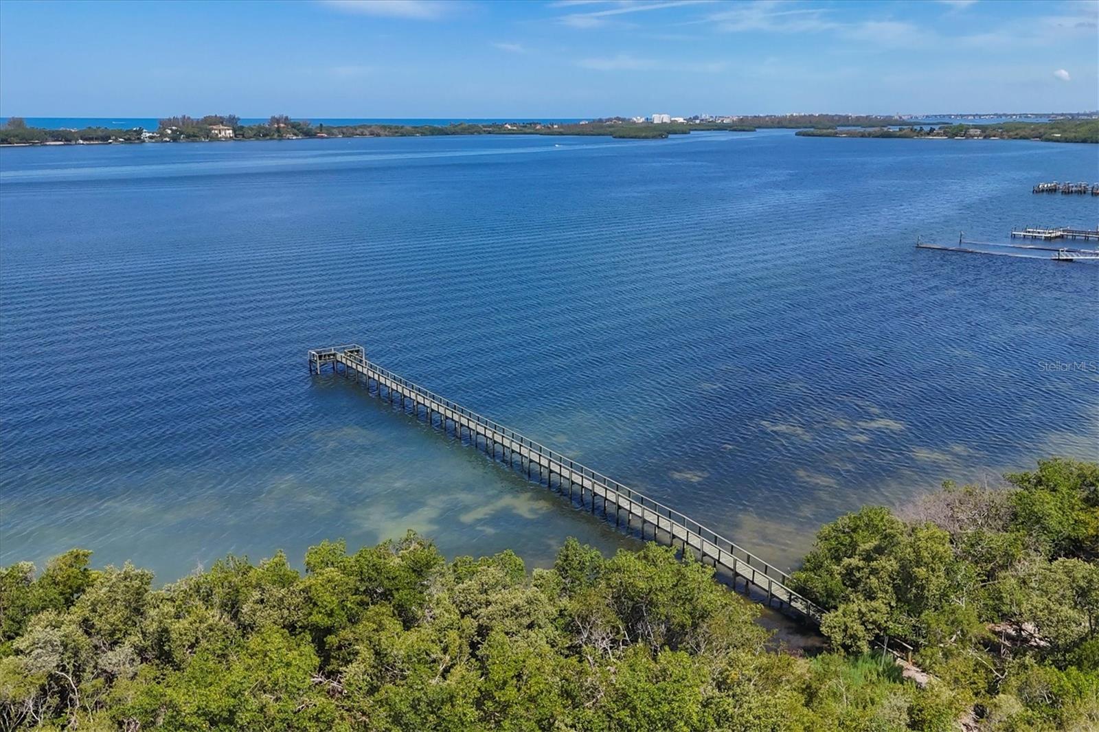 HIDDEN BAY - Residential
