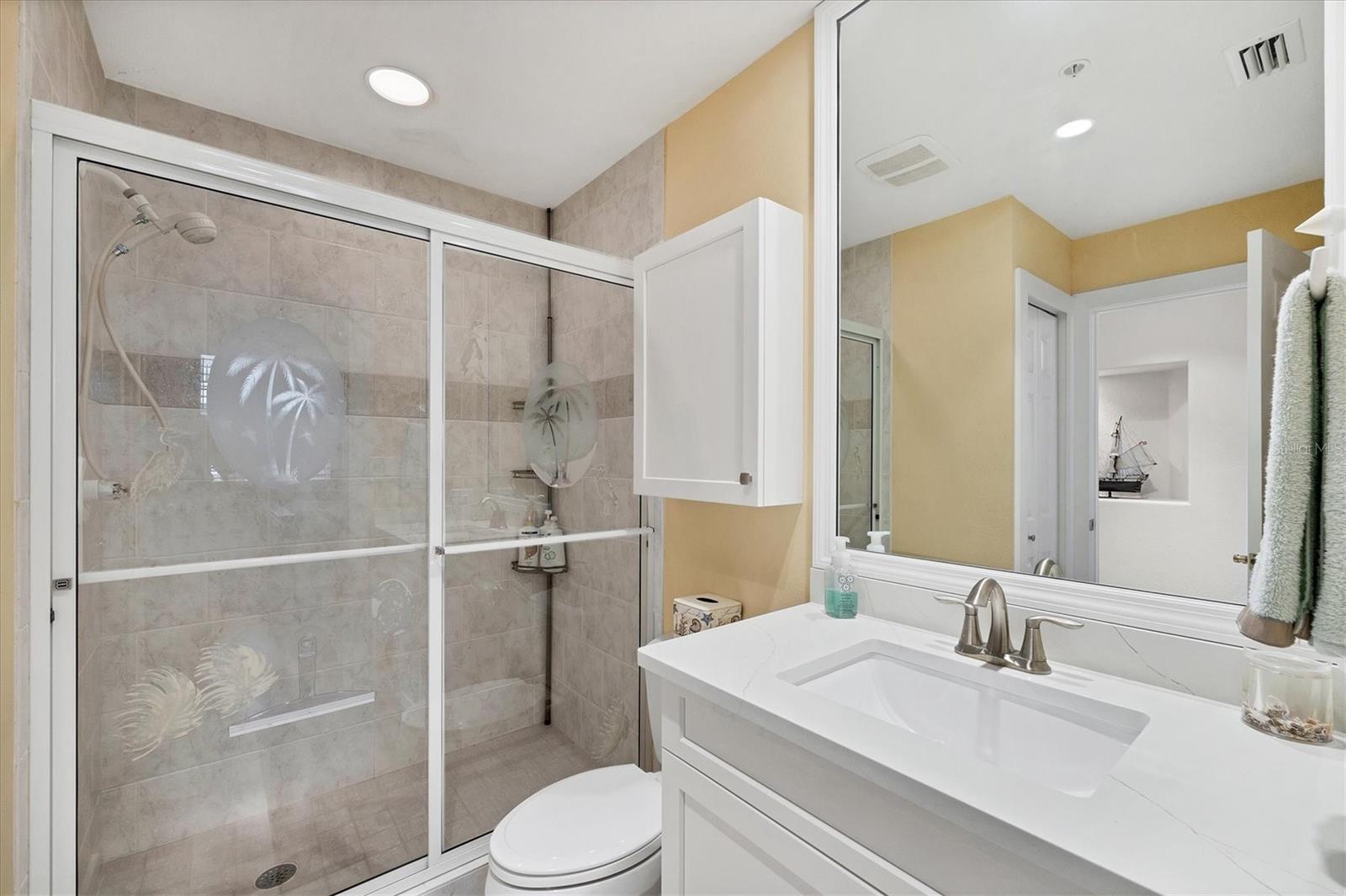 HIDDEN BAY - Residential