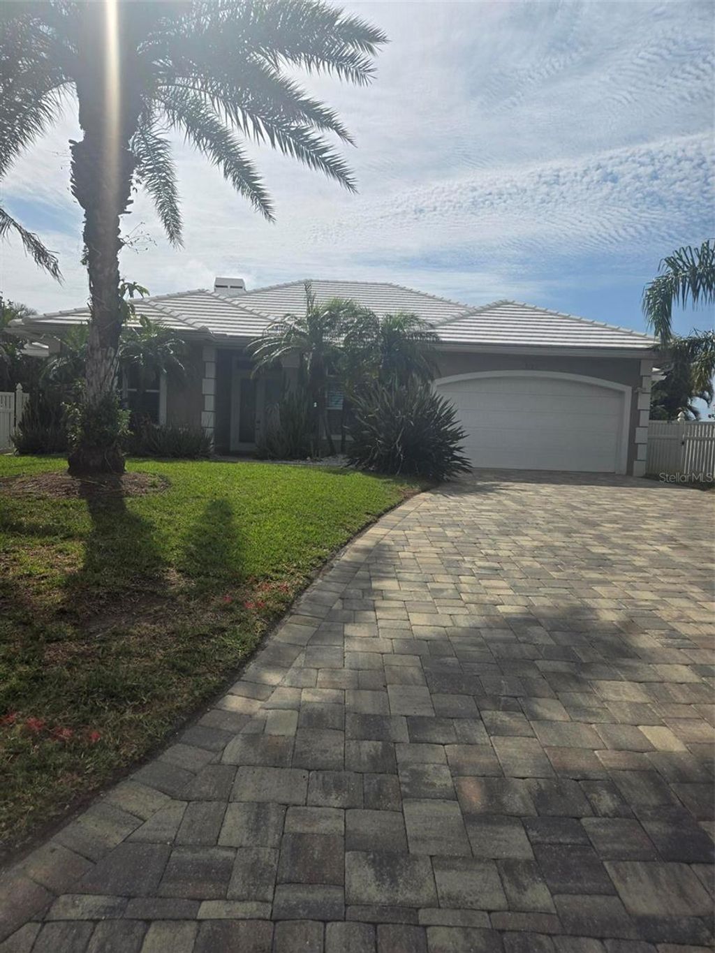 Photo of 531 Harbor Drive N, Indian Rocks Beach, FL 33785 (MLS # TB8508668)