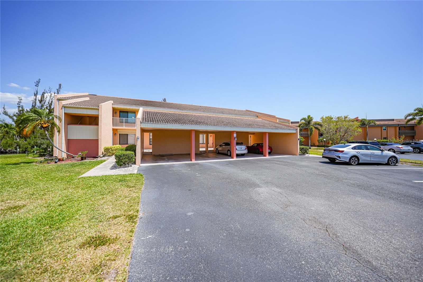 1354 ROCK DOVE COURT A201