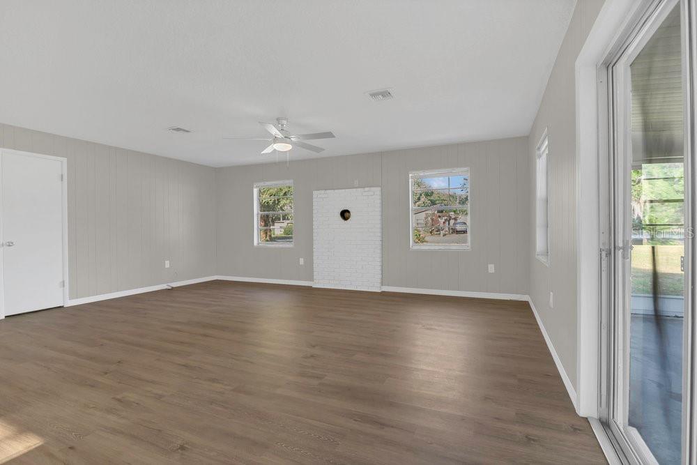 BELLEVIEW ESTATE - Residential Lease