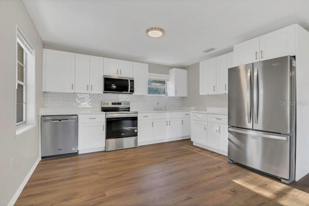 BELLEVIEW ESTATE - Residential Lease