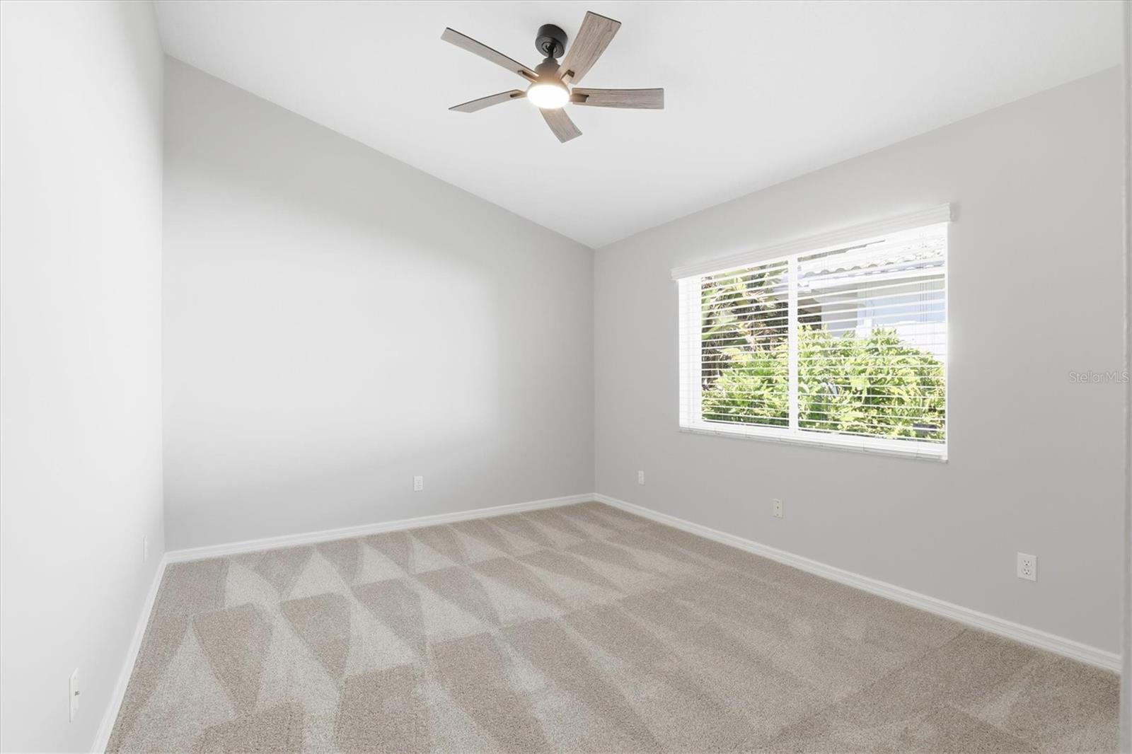 PINNACLE AT COBBS LANDING - Residential