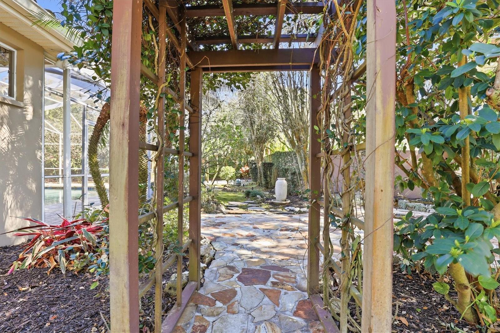 PINNACLE AT COBBS LANDING - Residential