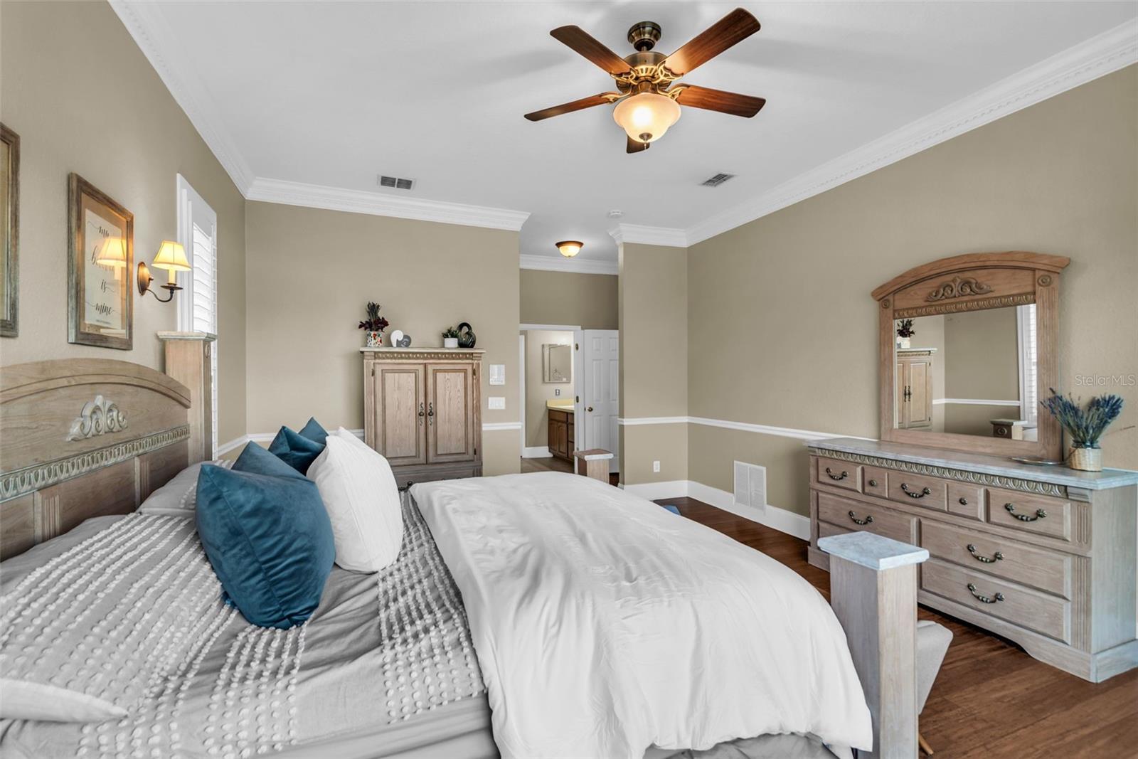 REGAL BAY - Residential