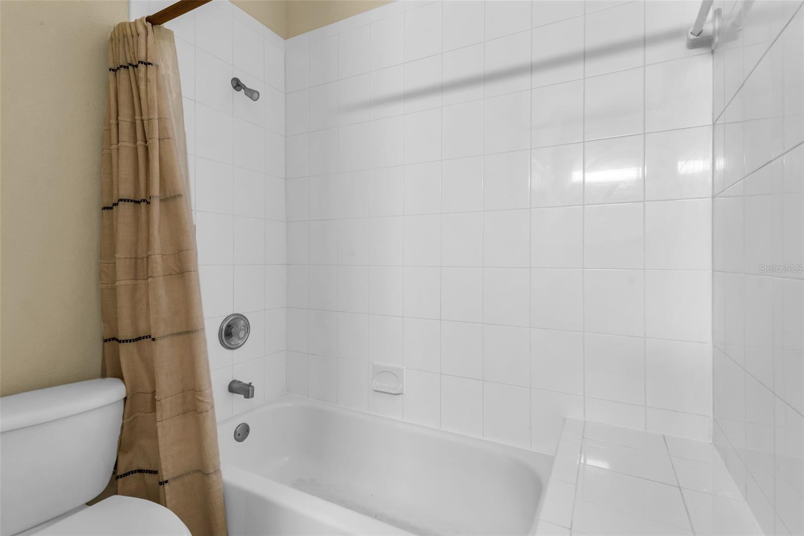 REGAL BAY - Residential