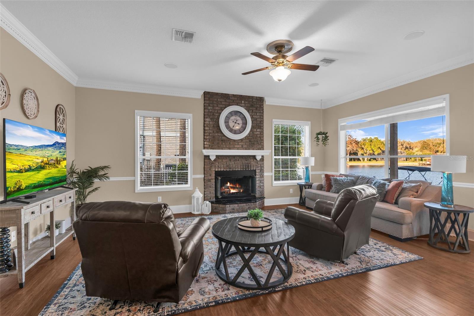 REGAL BAY - Residential