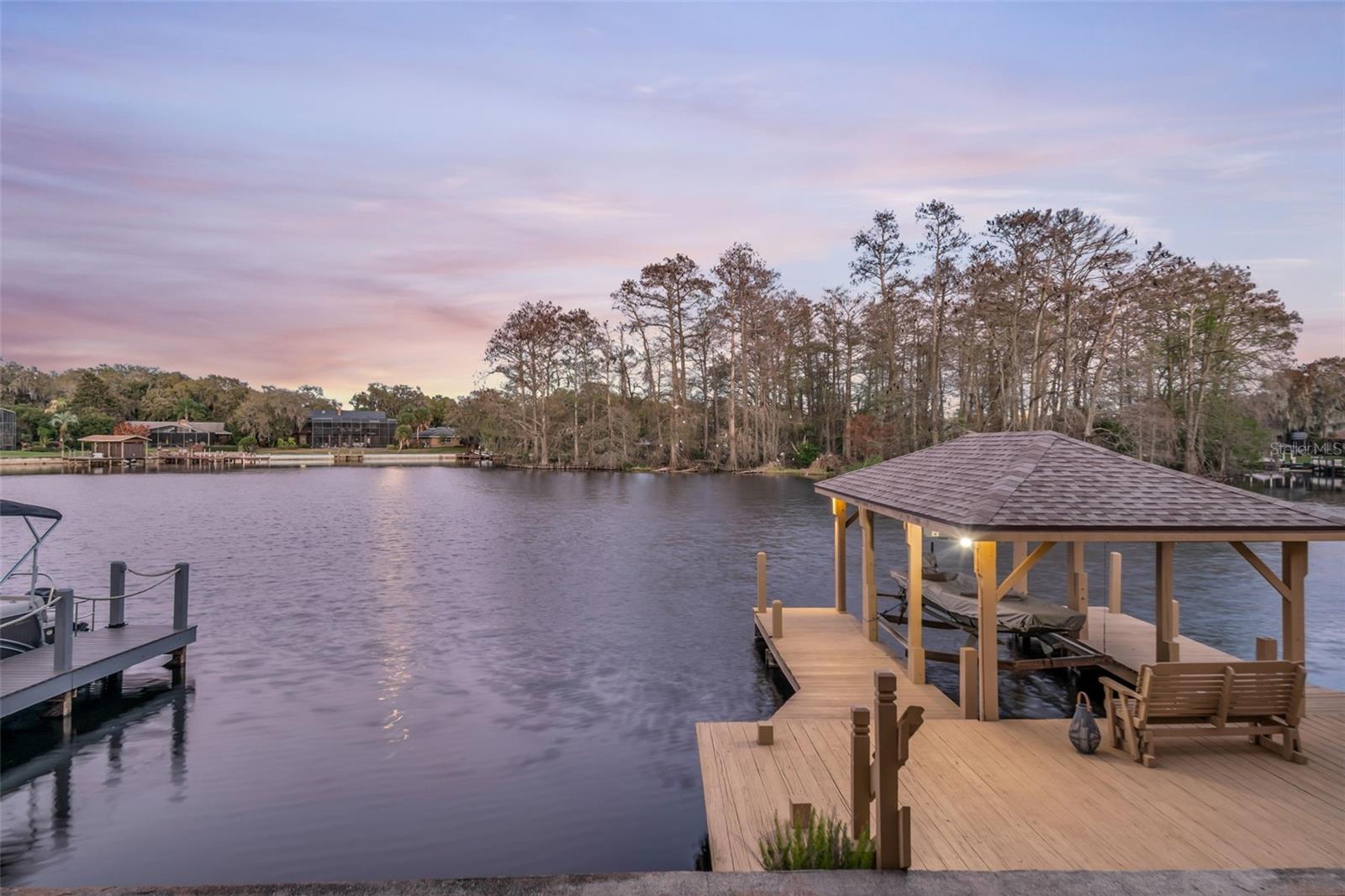 REGAL BAY - Residential