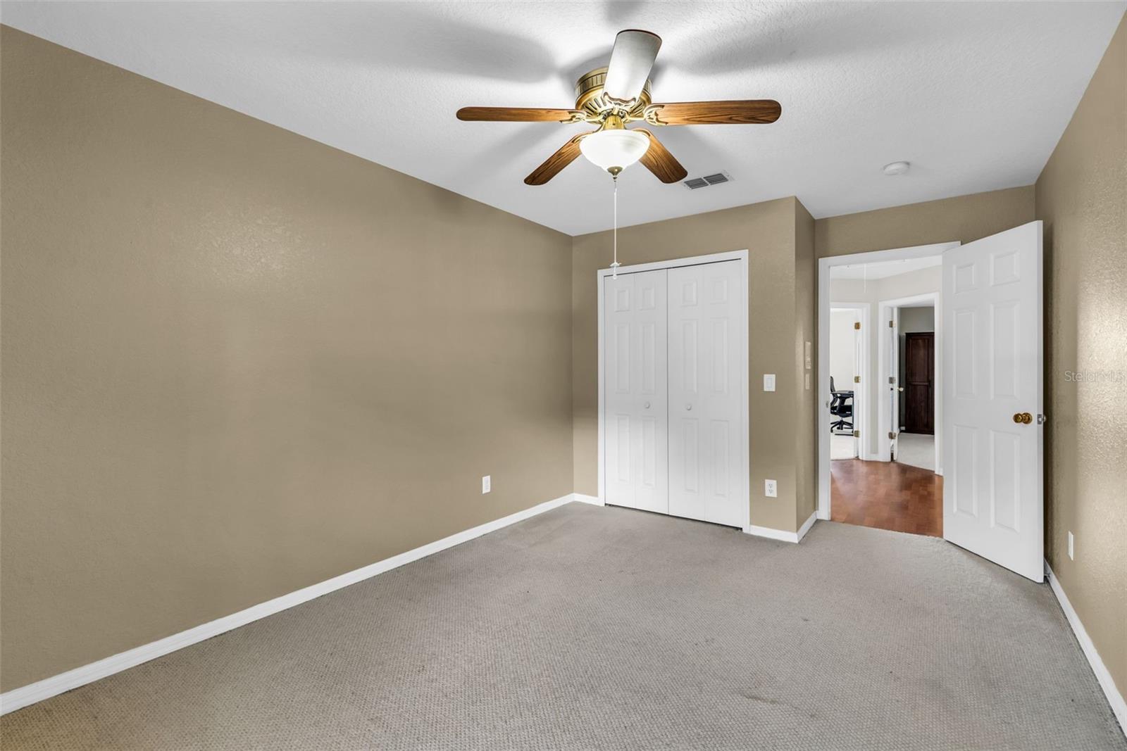 REGAL BAY - Residential