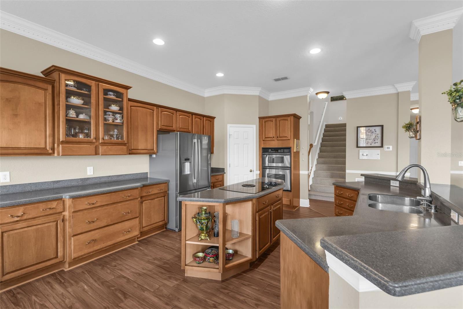 REGAL BAY - Residential