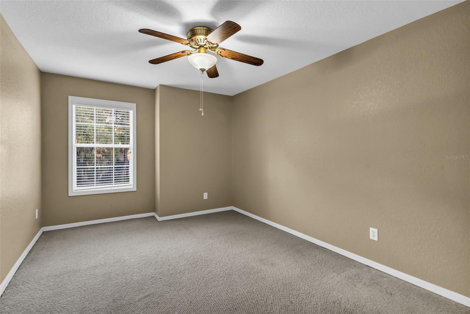 REGAL BAY - Residential