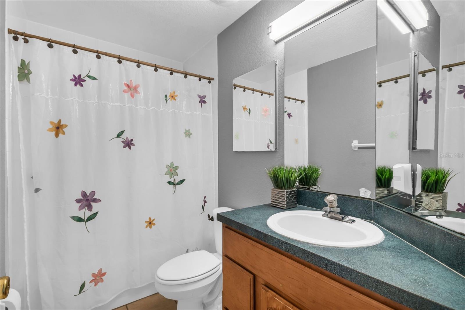 REGAL BAY - Residential