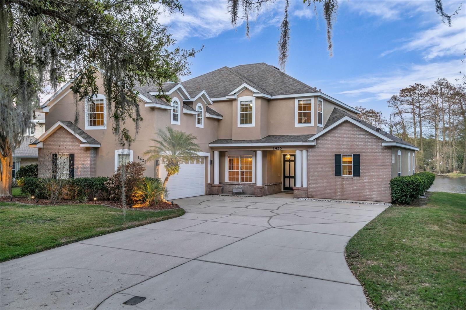 REGAL BAY - Residential