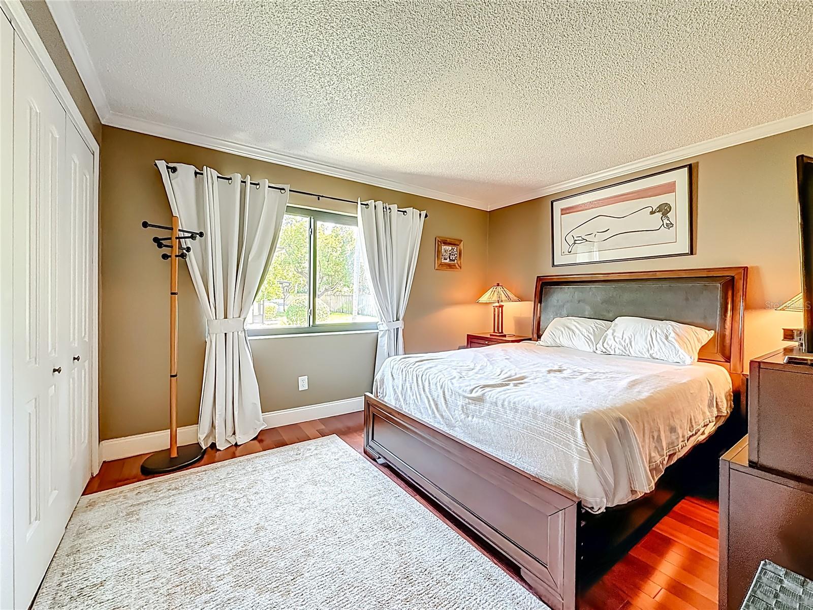 EASTWOOD SHORES 3 - Residential