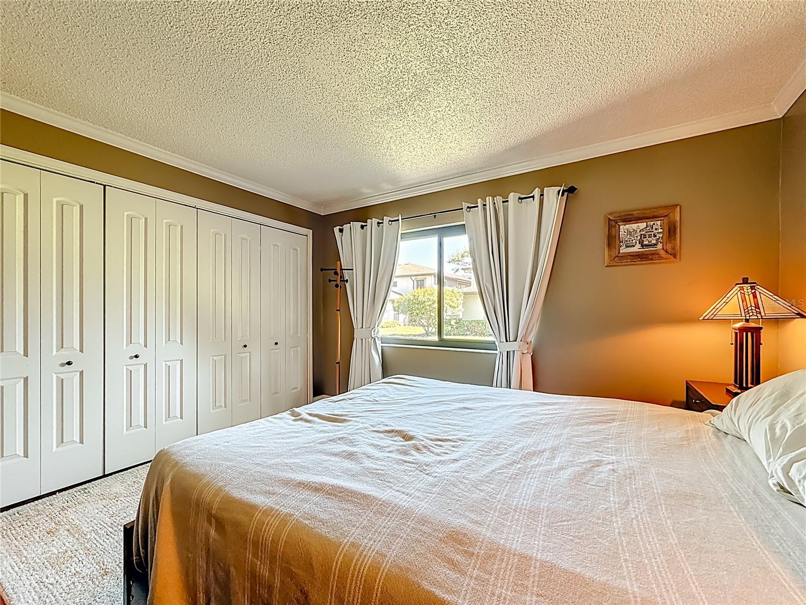 EASTWOOD SHORES 3 - Residential