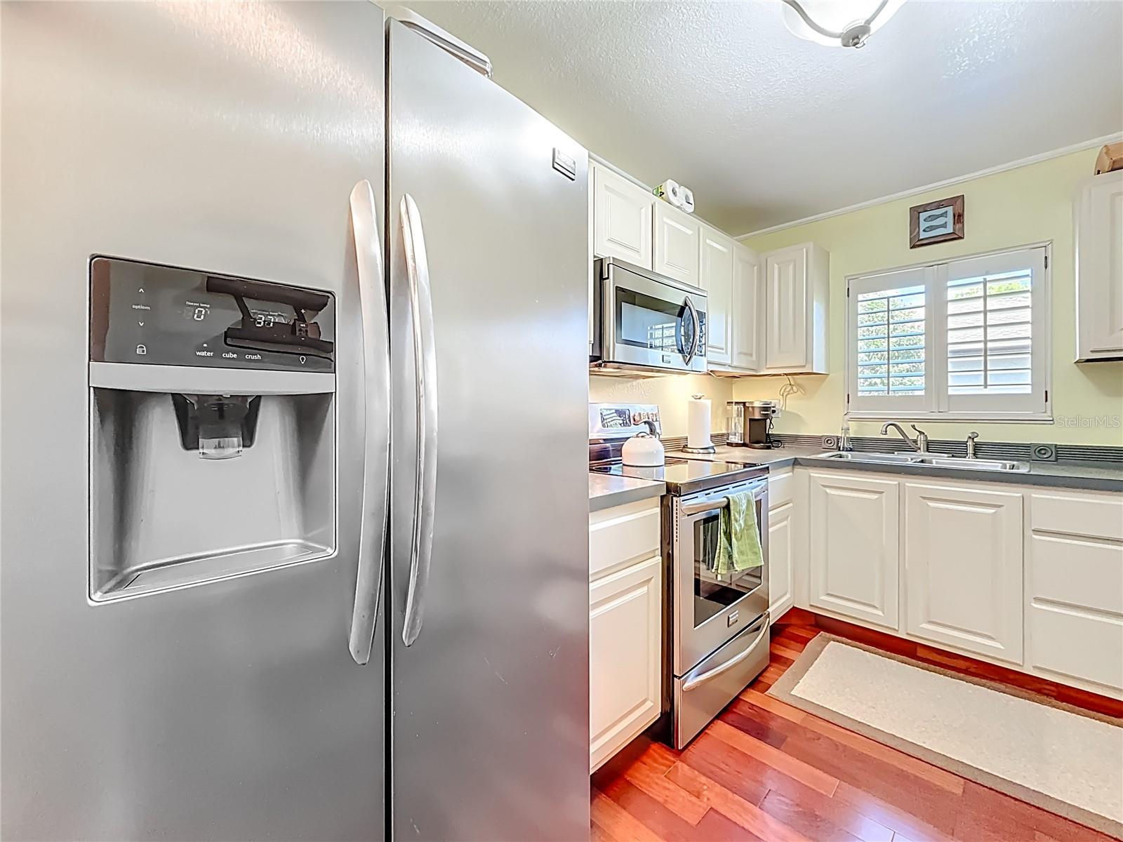 EASTWOOD SHORES 3 - Residential